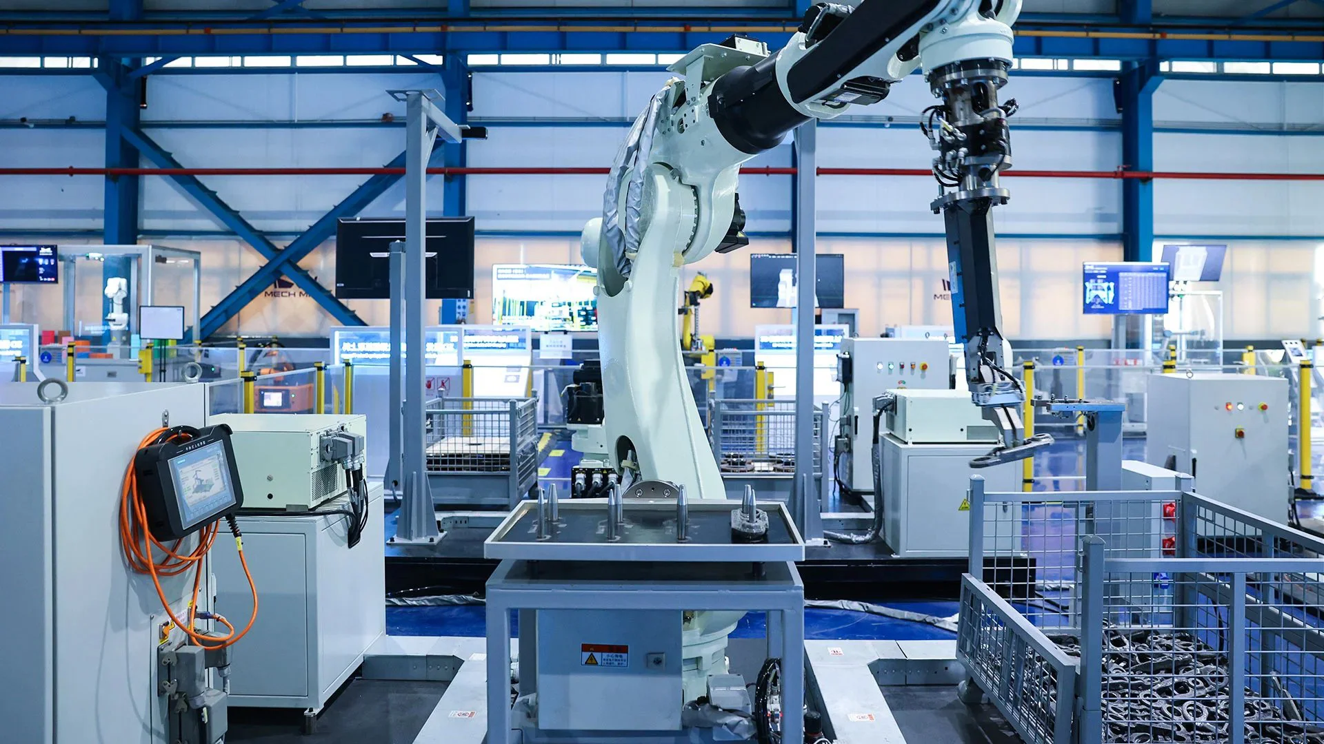 AI + 3D Vision-Guided Bin Picking of Track Links