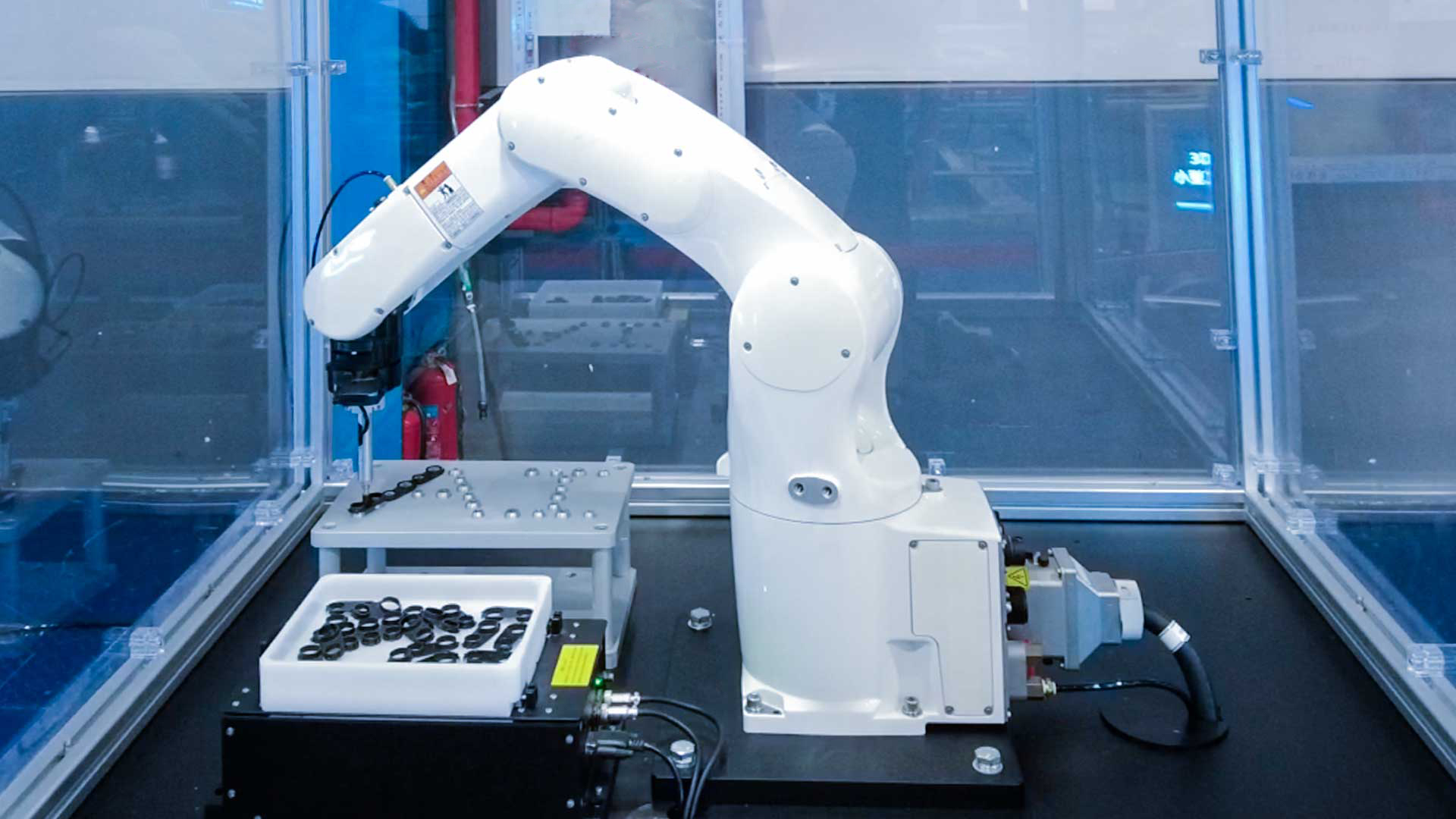 AI + 3D Vision-Guided Bin Picking of Randomly-Located Small Parts