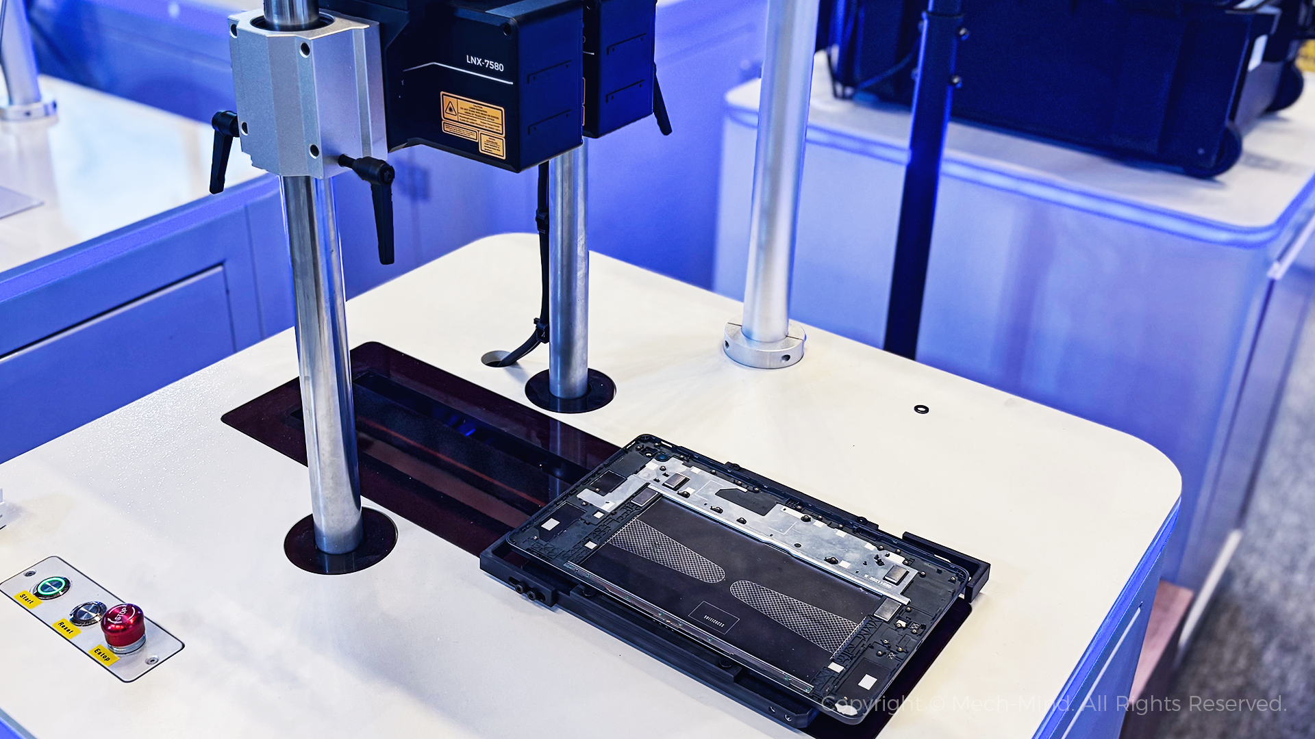 Mech-Mind at SF + AW 2025 | Revolutionizing Smart Manufacturing with AI + 3D Vision Innovation Mech-Mind at SF + AW 2025 | Revolutionizing Smart Manufacturing with AI + 3D Vision Innovation