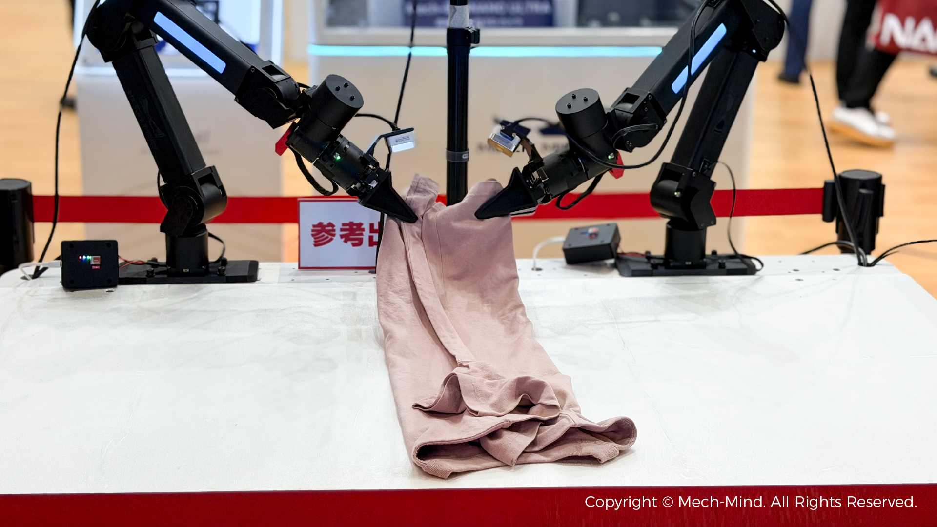 Mech-Mind at iREX 2025 | Winning Industry-Wide Acclaim for Full-Stack Robot "Eye-Brain-Hand" Showcase and Global Product Premieres