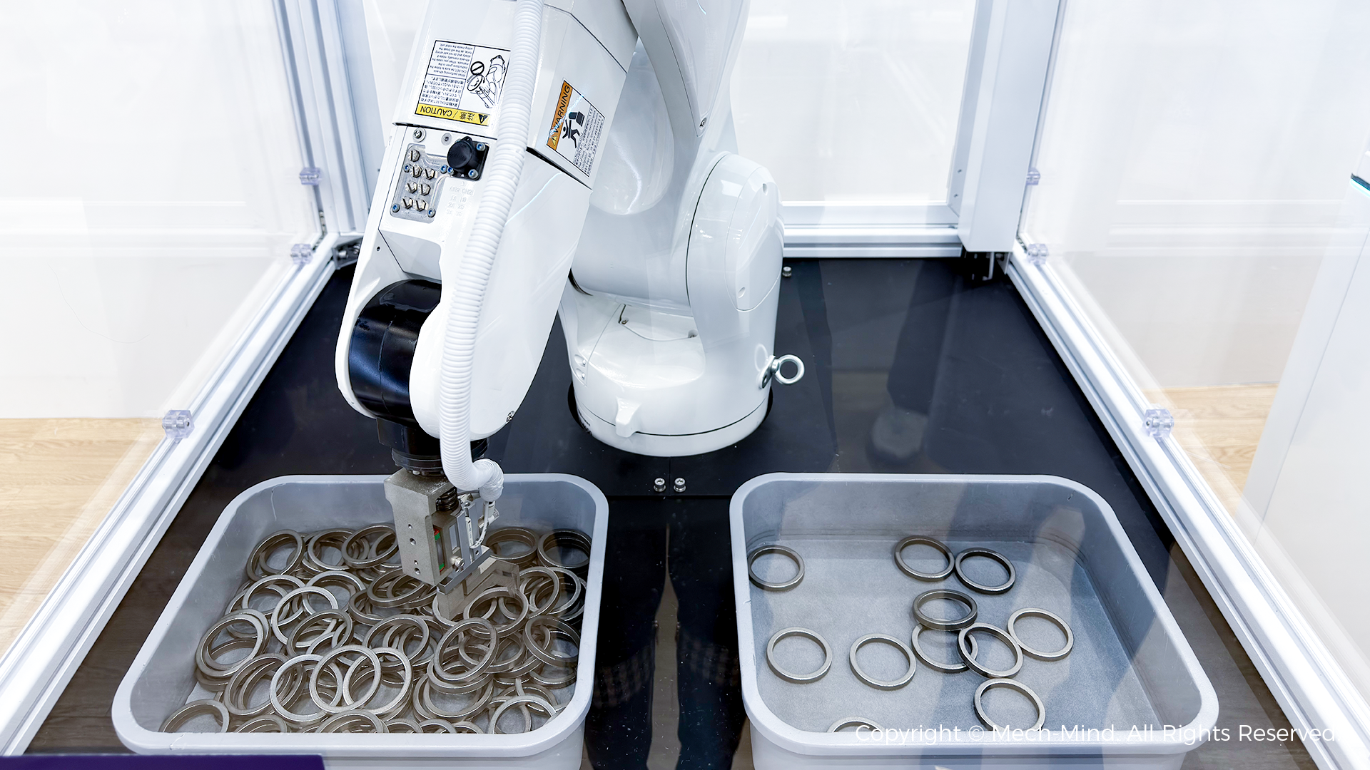 Mech-Mind at iREX 2025 | Winning Industry-Wide Acclaim for Full-Stack Robot "Eye-Brain-Hand" Showcase and Global Product Premieres