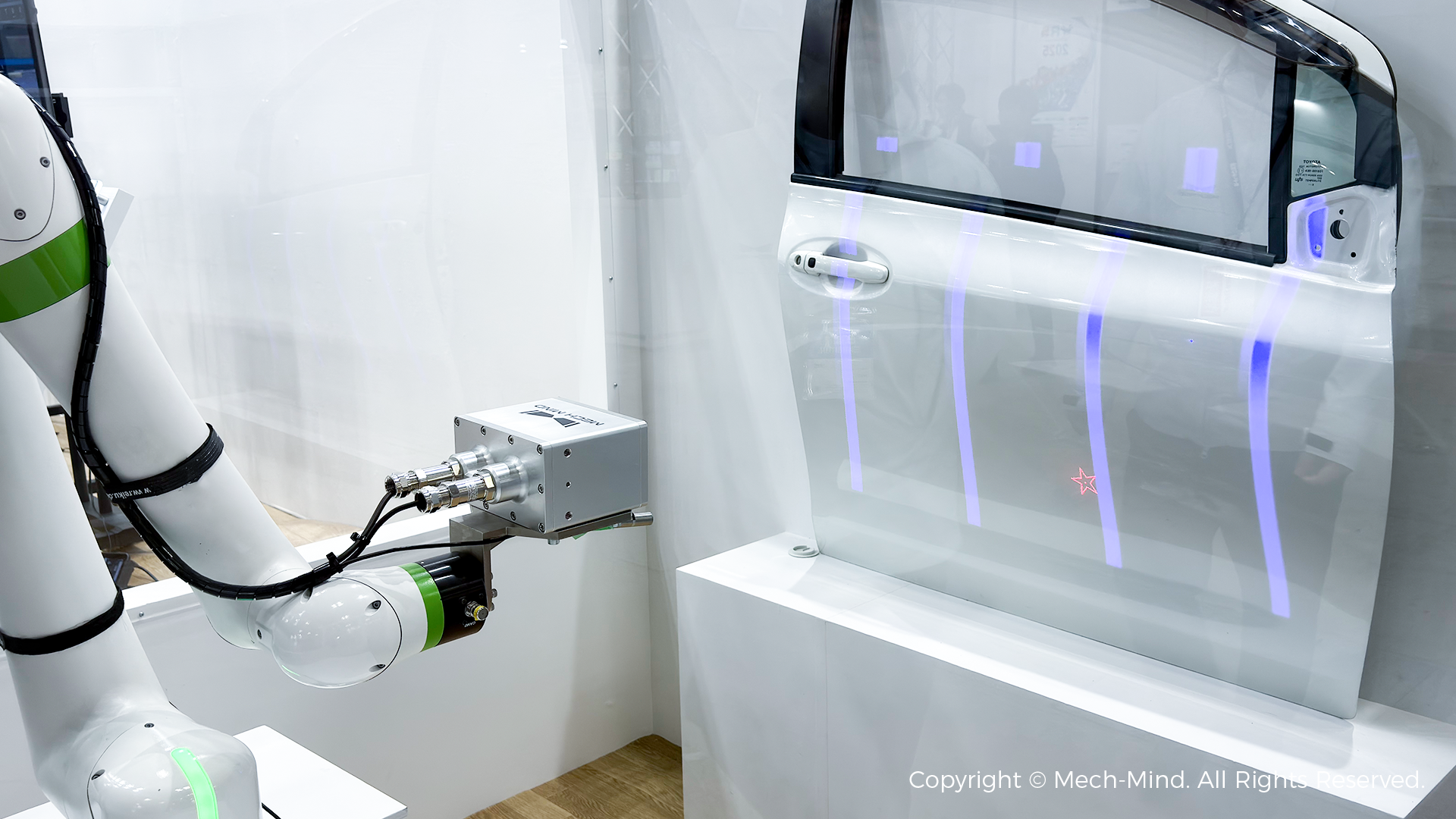 Mech-Mind at iREX 2025 | Winning Industry-Wide Acclaim for Full-Stack Robot "Eye-Brain-Hand" Showcase and Global Product Premieres