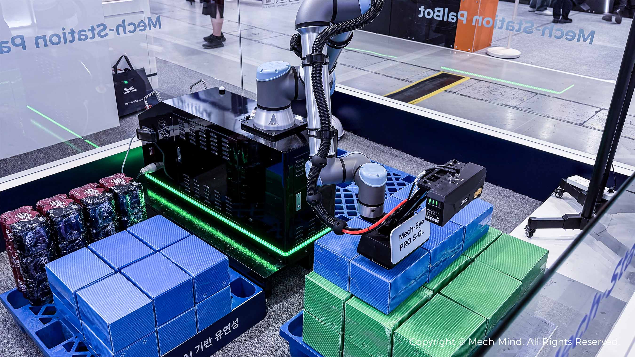 Mech-Mind at AW 2026 | Advancing Embodied Intelligence "Eye-Brain-Hand" with New Products and Applications