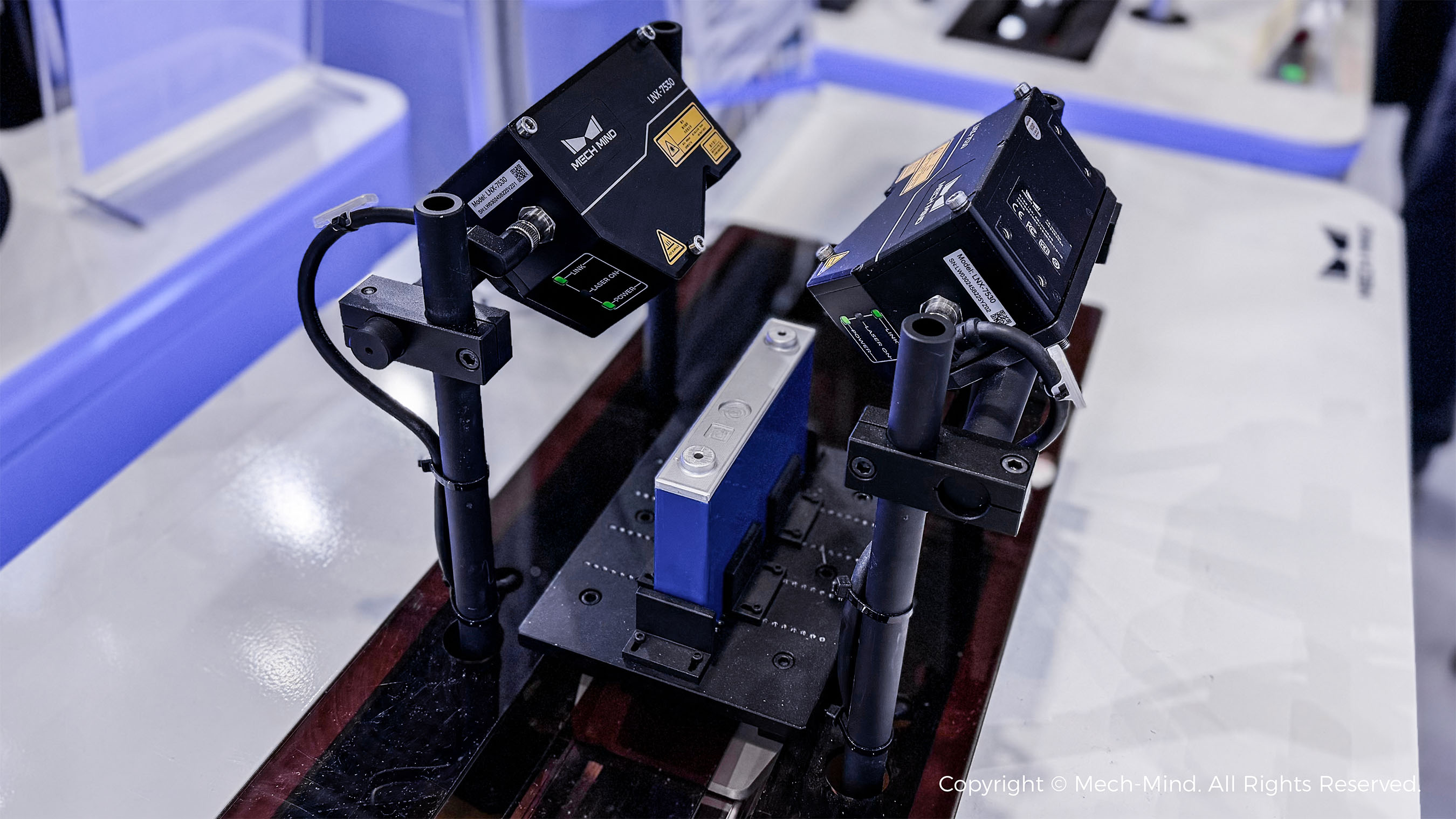 Mech-Mind at AW 2026 | Advancing Embodied Intelligence "Eye-Brain-Hand" with New Products and Applications