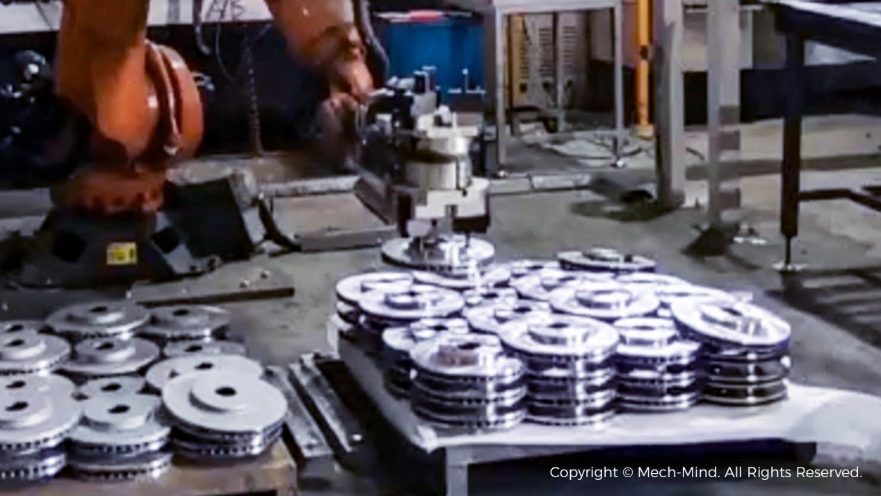 From Challenge to Reliability: Handling Reflective Parts with Mech-Mind “Eye + Brain”
