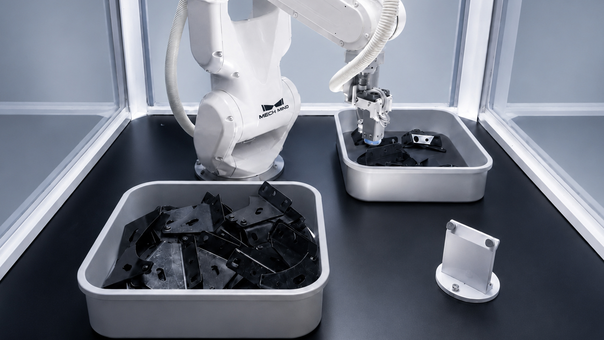 High‑Precision Loading of Ultra‑Thin Reflective Sheet Metal Parts