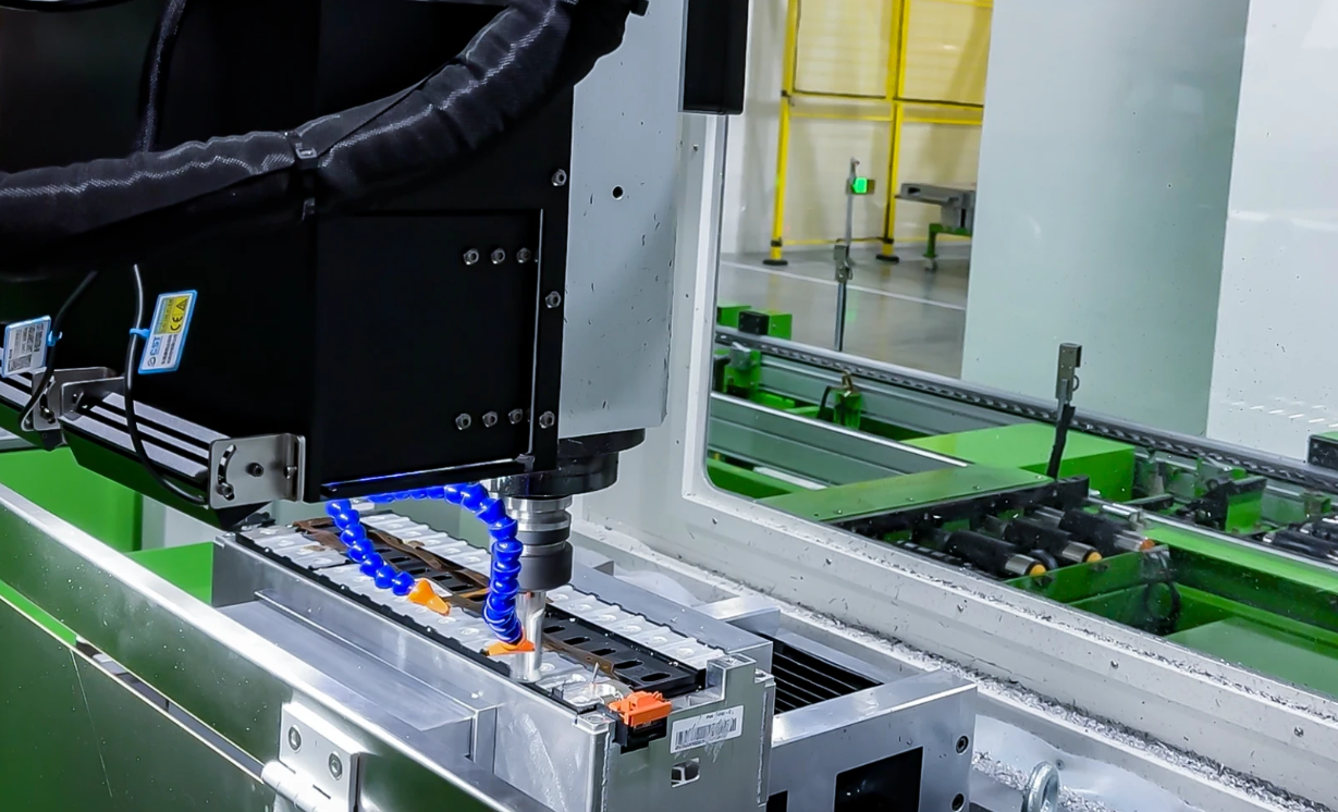 AI + 3D Vision-Guided High-Precision Battery Module Disassembly